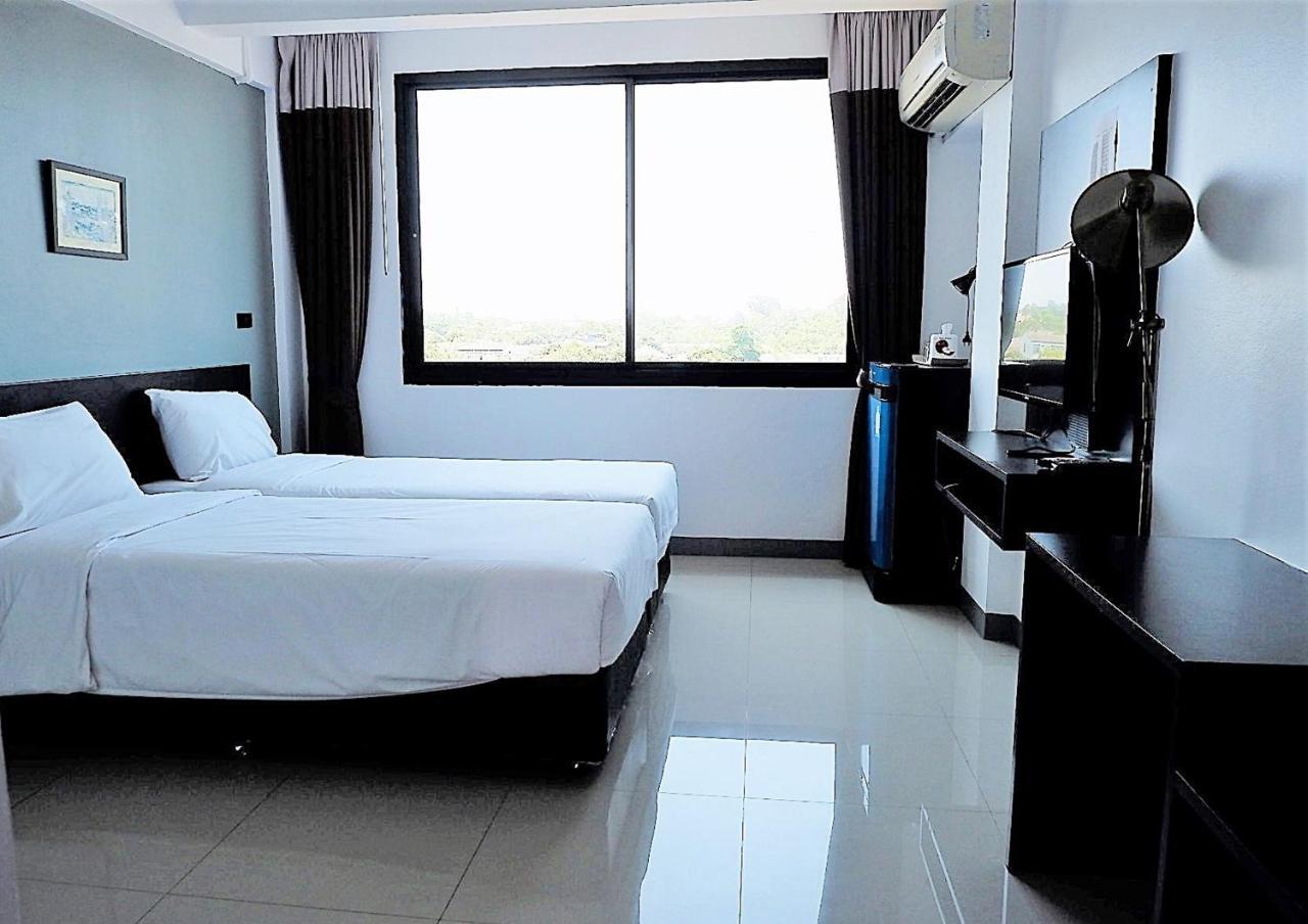 Izen Budget Hotel & Residence Rayong Exterior foto