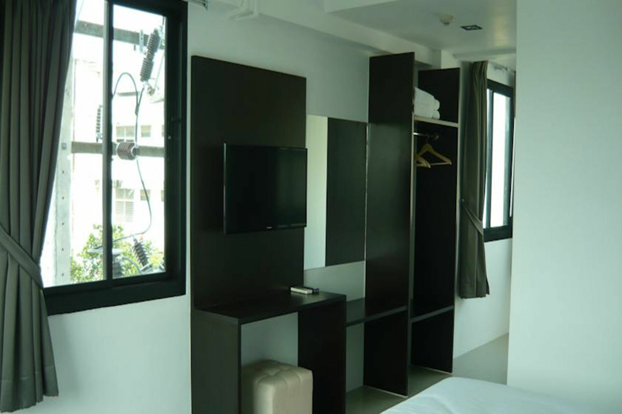 Izen Budget Hotel & Residence Rayong Exterior foto